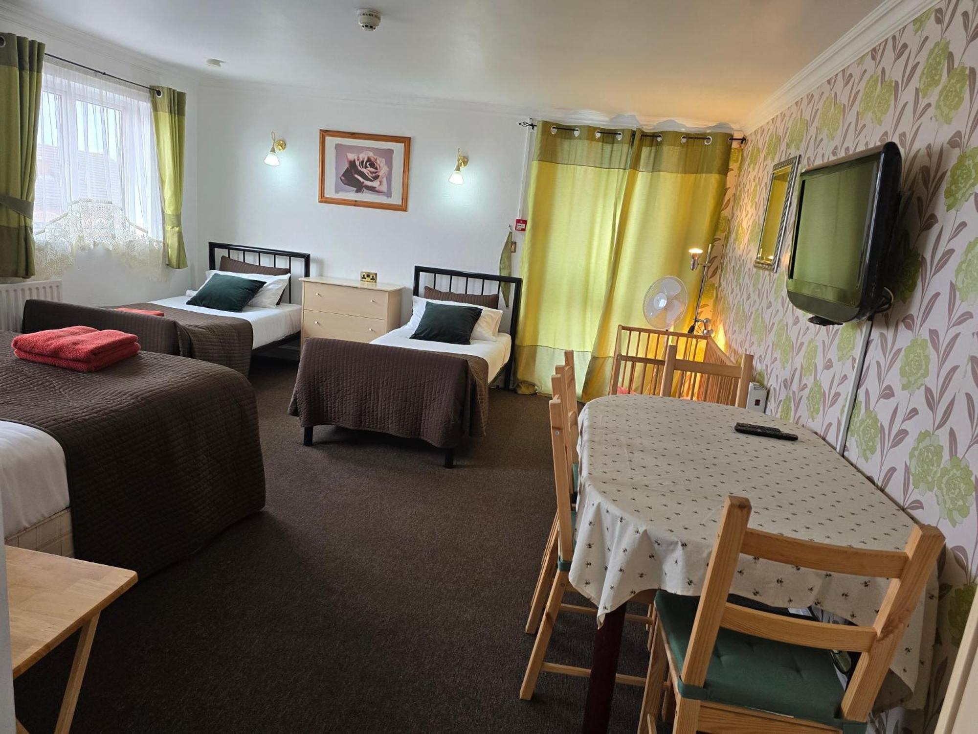 The Fairhaven Hotel Beeston  Ngoại thất bức ảnh