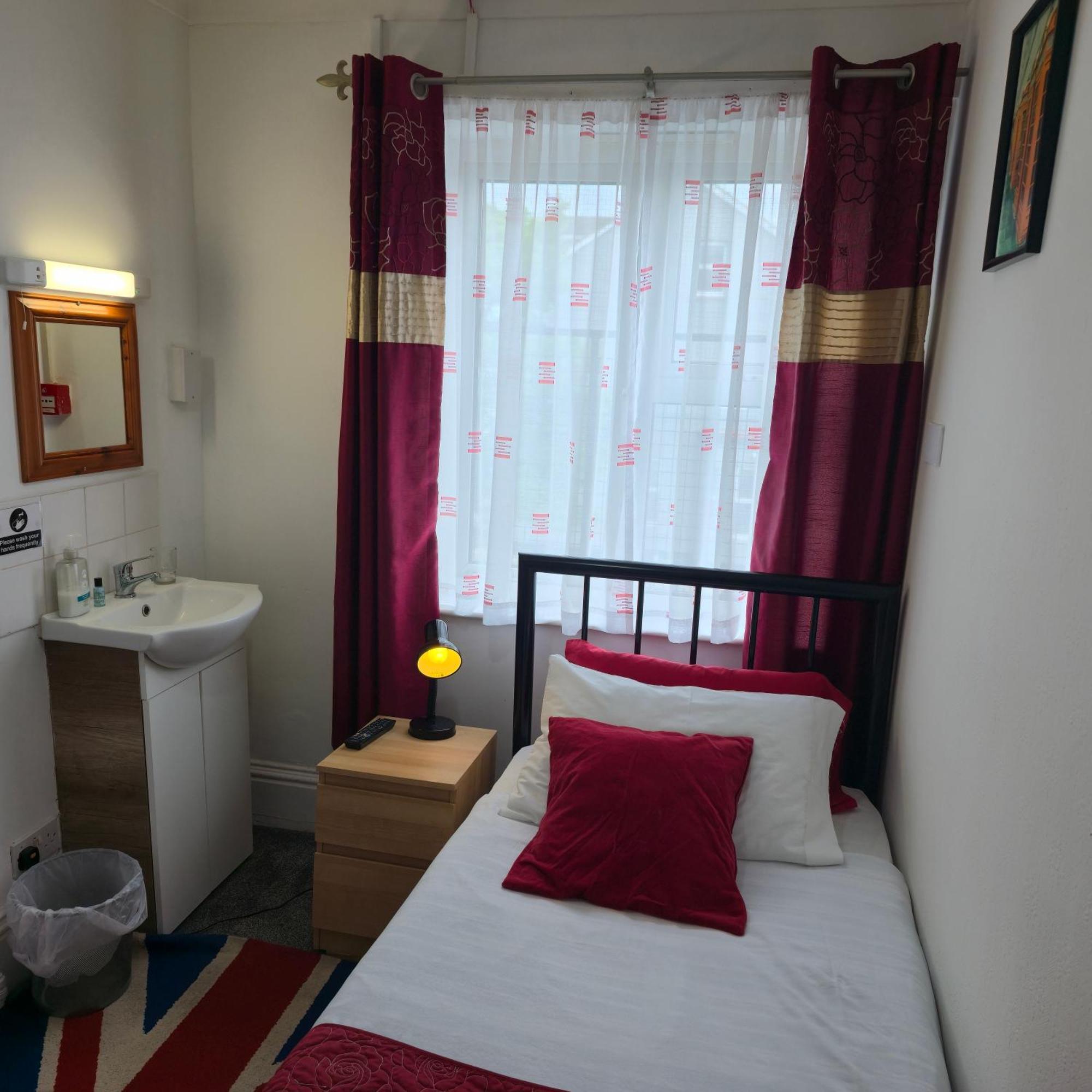 The Fairhaven Hotel Beeston  Ngoại thất bức ảnh