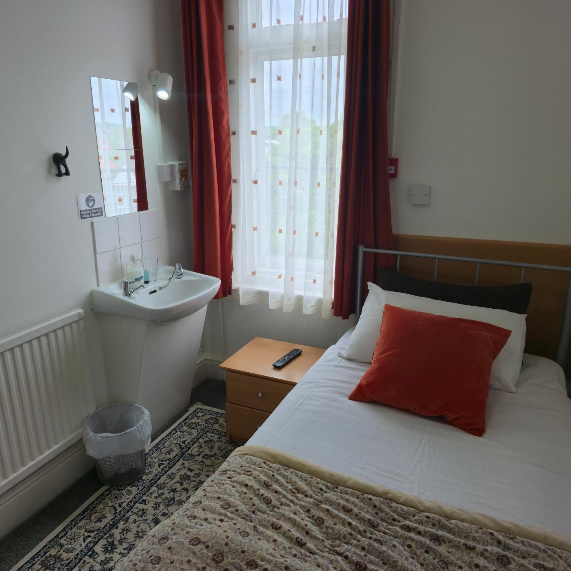 The Fairhaven Hotel Beeston  Ngoại thất bức ảnh